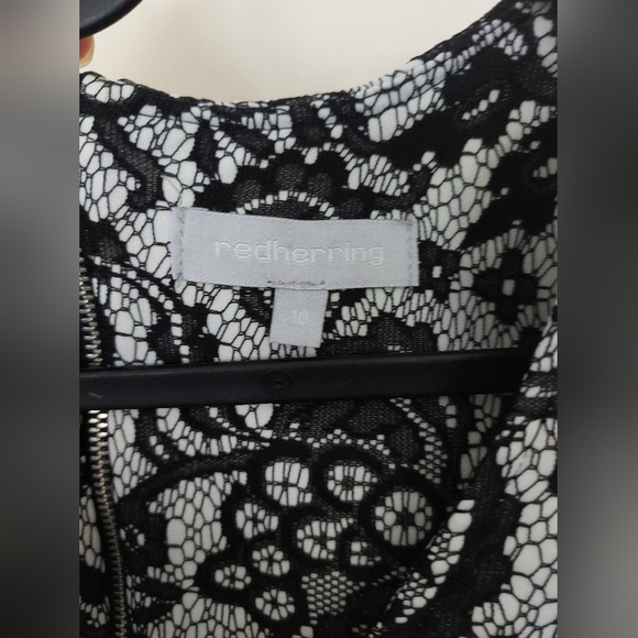 Red Herring Size 10 Lace Damask Pencil Dress - Picture 8 of 10